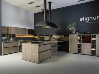 Bộ sưu tập mẫu bếp chữ U hiện đại cho một không gian mới lạ.